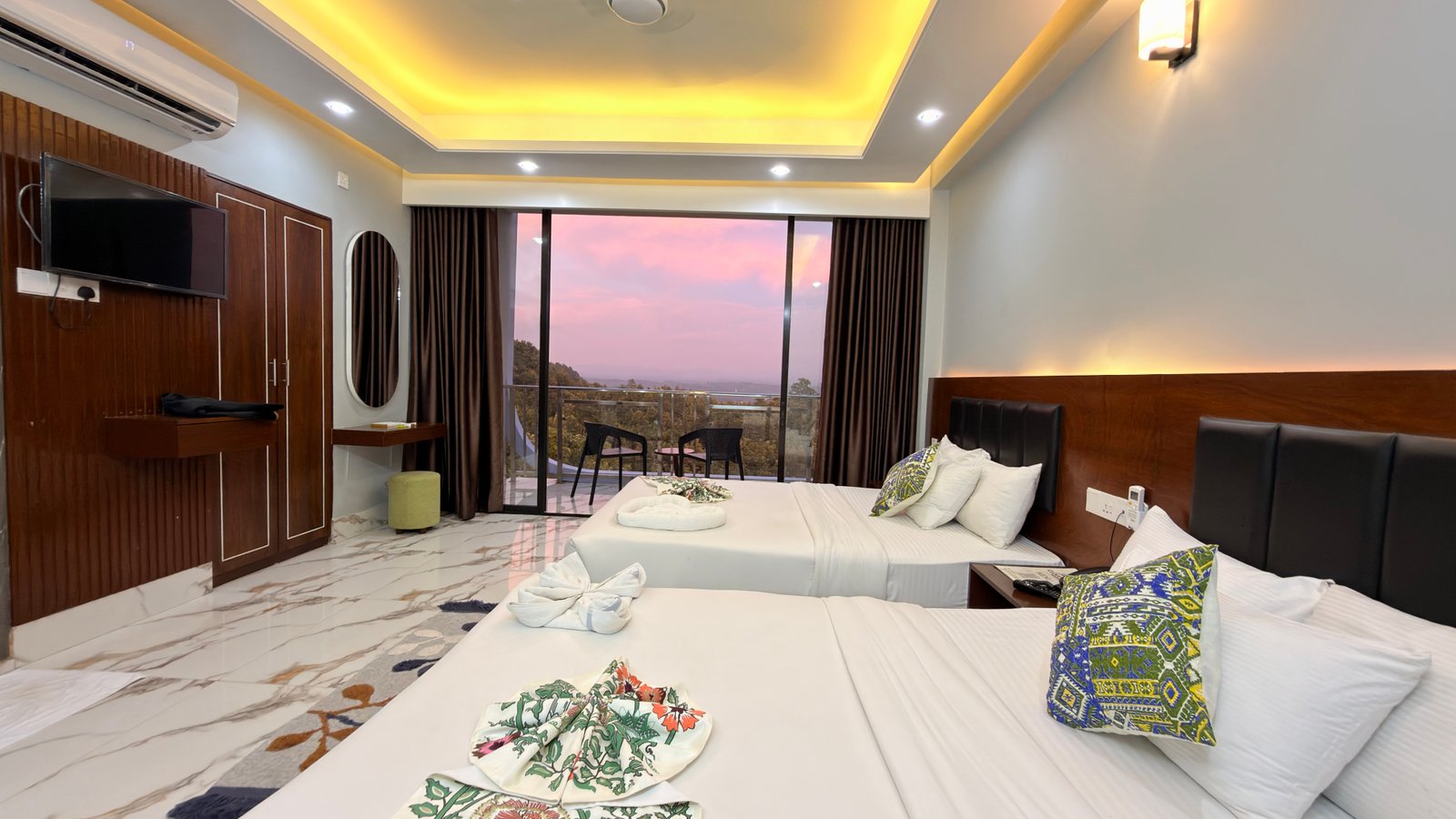 Premium Family Room